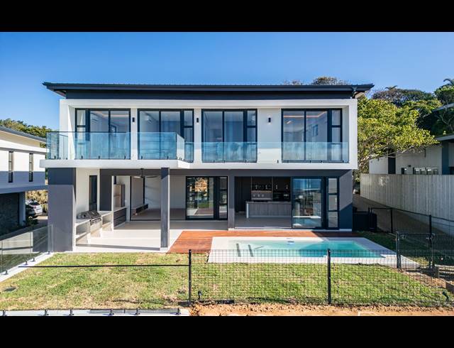 5 BEDROOM HOUSE FOR SALE IN ZULULAMI LUXURY COASTAL ESTATE